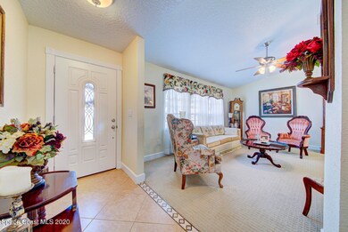 foyer & living room