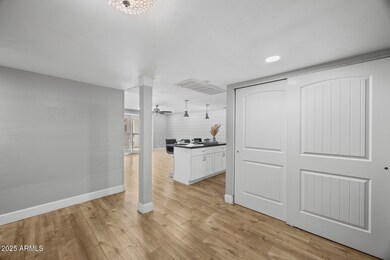 Scottsdale Shadows unit 309, Scottsdale, AZ 85251 - photo 5