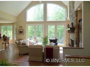 Wall of windows