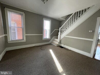 122 N Franklin St, Waynesboro, PA 17268 - photo 5