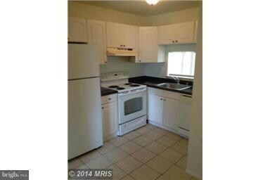 5794 Village Green Dr, Alexandria, VA 22309 - photo 3