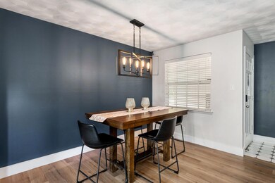 848 Timberhill Dr, Hurst, TX 76053 - photo 4