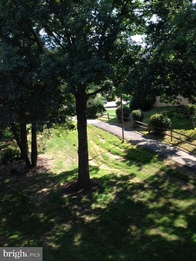 11643 Stoneview Square unit 21C, Reston, VA 20191 - photo 2