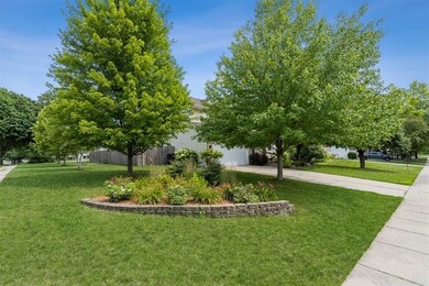 1017 57th St, West Des Moines, IA 50266 - photo 2