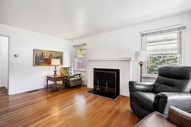 2-web-or-mls-140-e-beechwold-blvd