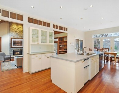 539 Strawberry Hill Rd, Concord, MA 01742 - photo 6