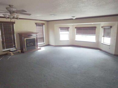 32306 Waco Rd, Tecumseh, OK 74873 - photo 5