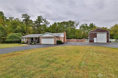 5689 Dearth Rd, Springboro, OH 45066 - photo 2