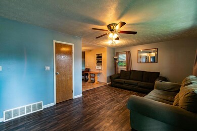 3985 E Mound St, Columbus, OH 43227 - photo 4