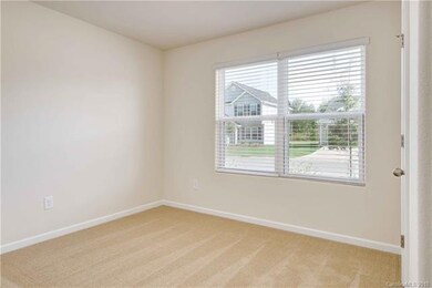 313 S Mulberry St, Statesville, NC 28677 - photo 7