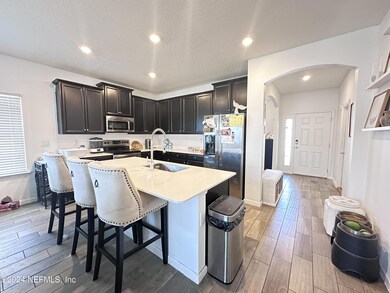 1187 Kendall Dr, Jacksonville, FL 32211 - photo 4