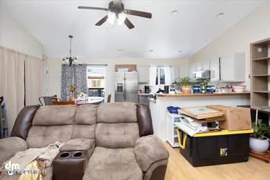 06-Living Room_IMG_9802-Edit