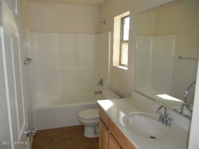 023-249943 Bath 2