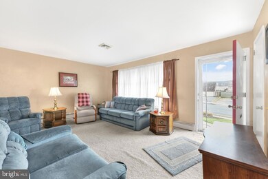 1519 Duke St, Reading, PA 19605 - photo 7