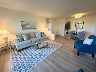 151 Calle Ojo Feliz, Santa Fe, NM 87505 - photo 6