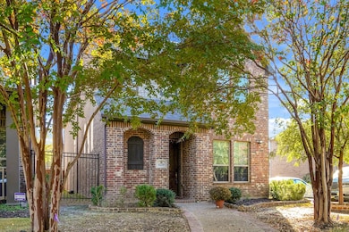 1229 Harris Hawk Way, Arlington, TX 76005 - photo 3