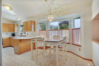 712 Grinnell Ave SW, Orting, WA 98360 - photo 4