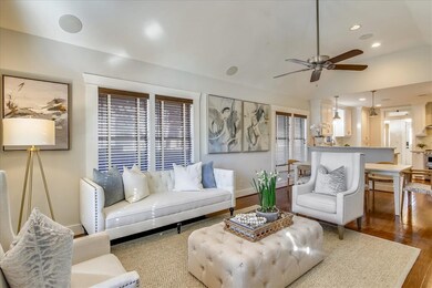 702 Walton St, Houston, TX 77009 - photo 3