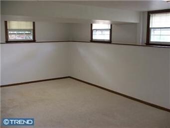 202 Scottfield Dr, Newark, DE 19713 - photo 4