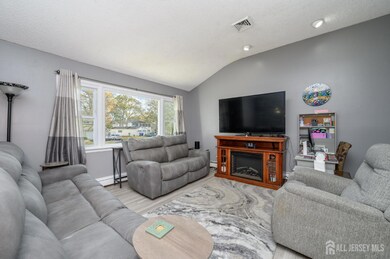 1094 June Ct, Toms River, NJ 08753 - photo 5