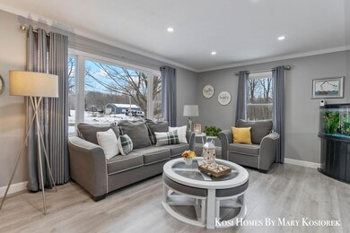 3016 Mccabe LR