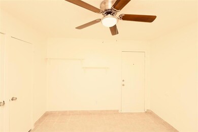 8037 Cambridge Cir unit 8037, Fort Worth, TX 76108 - photo 6