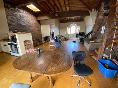 527 Massachusetts Ave unit 4, Boston, MA 02118 - photo 5