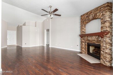 512 E Monterey St, Chandler, AZ 85225 - photo 7