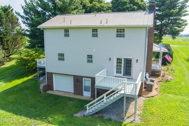 2620 Chuckey Pike (43)