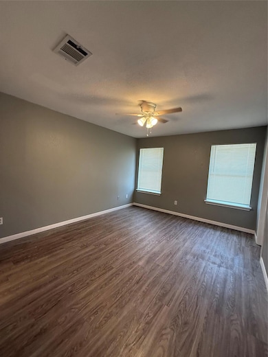 2221 Creekside Ln unit B, Georgetown, TX 78626 - photo 7