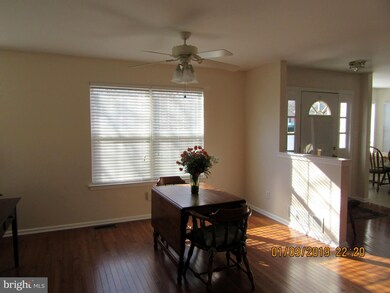 301 Jefferson Ct, Royersford, PA 19468 - photo 7