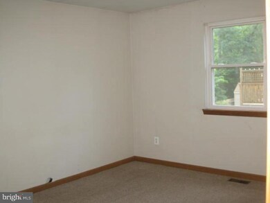 130 Juniper Ave, Berlin, NJ 08009 - photo 7