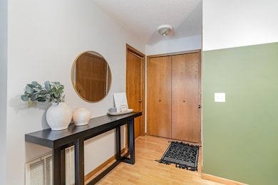 6224 Magda Dr unit D, Maple Grove, MN 55369 - photo 5