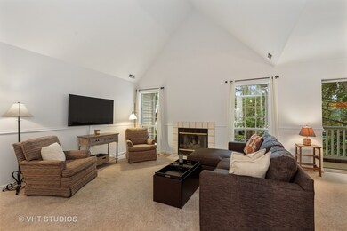 118 Hampton Blvd unit 12B, Lake Bluff, IL 60044 - photo 2