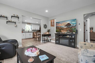 6-web-or-mls-244-shepper-ave