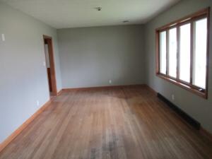 702 5th St, Lowden, IA 52255 - photo 2