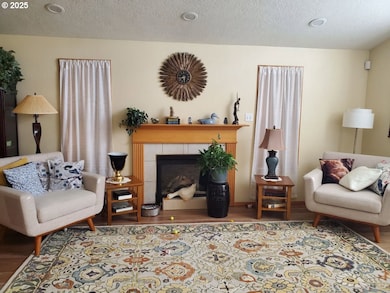 5114 Cherie Ct SE, Salem, OR 97306 - photo 5