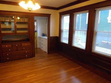 32 Menotomy Rd unit 1, Arlington, MA 02476 - photo 2