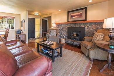 20530 Pine Vista Dr, Bend, OR 97702 - photo 5