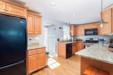 411 Taunton St, Wrentham, MA 02093 - photo 5