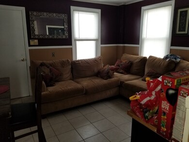 9 Mccabe St, South Dartmouth, MA 02748 - photo 3