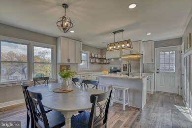 10664 Harding Rd, Laurel, MD 20723 - photo 3