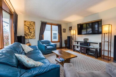 176 E Stanton Ave WEB-32
