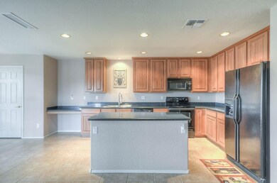 Kitchen (2)
