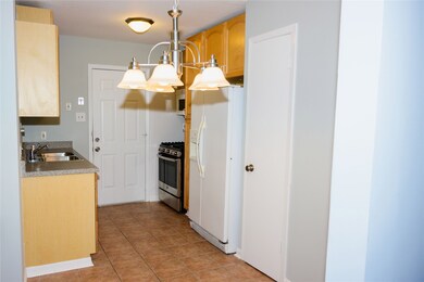 9903 Southport Dr, Houston, TX 77089 - photo 6