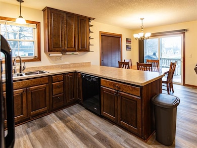 223 N Fremont St, Stuart, IA 50250 - photo 5