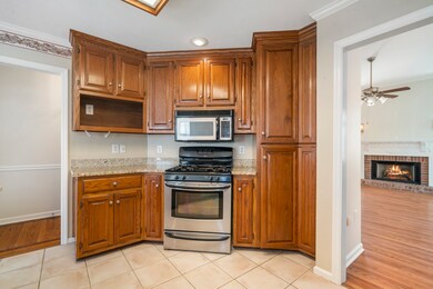 112 Saxon Ct, Columbia, TN 38401 - photo 7