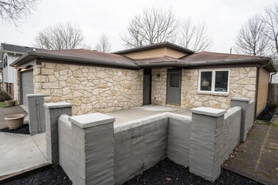 2633 Bretton Woods Dr, Columbus, OH 43231 - photo 3