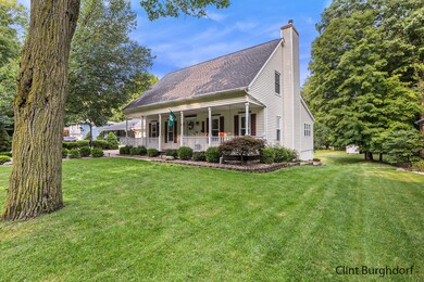 529 N Marshall Ave, Marshall, MI 49068 - photo 5