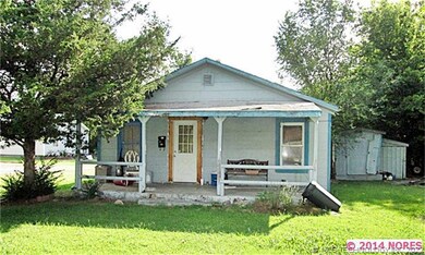 912 N Vinita Ave, Tahlequah, OK 74464 - photo 2